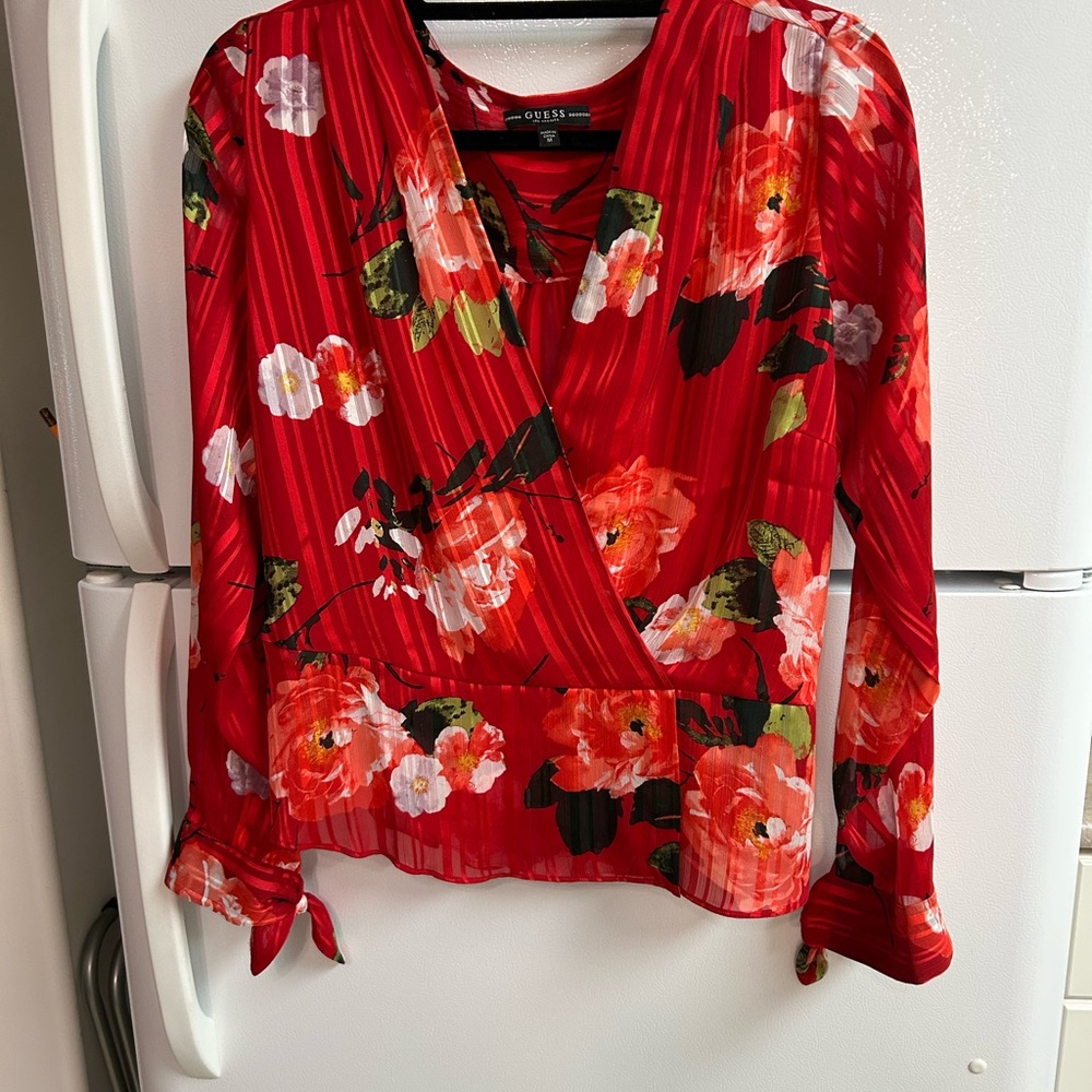 Guess Red Faux Wrap Blouse with Tie Front
Size M
5 Star Seller
50% off